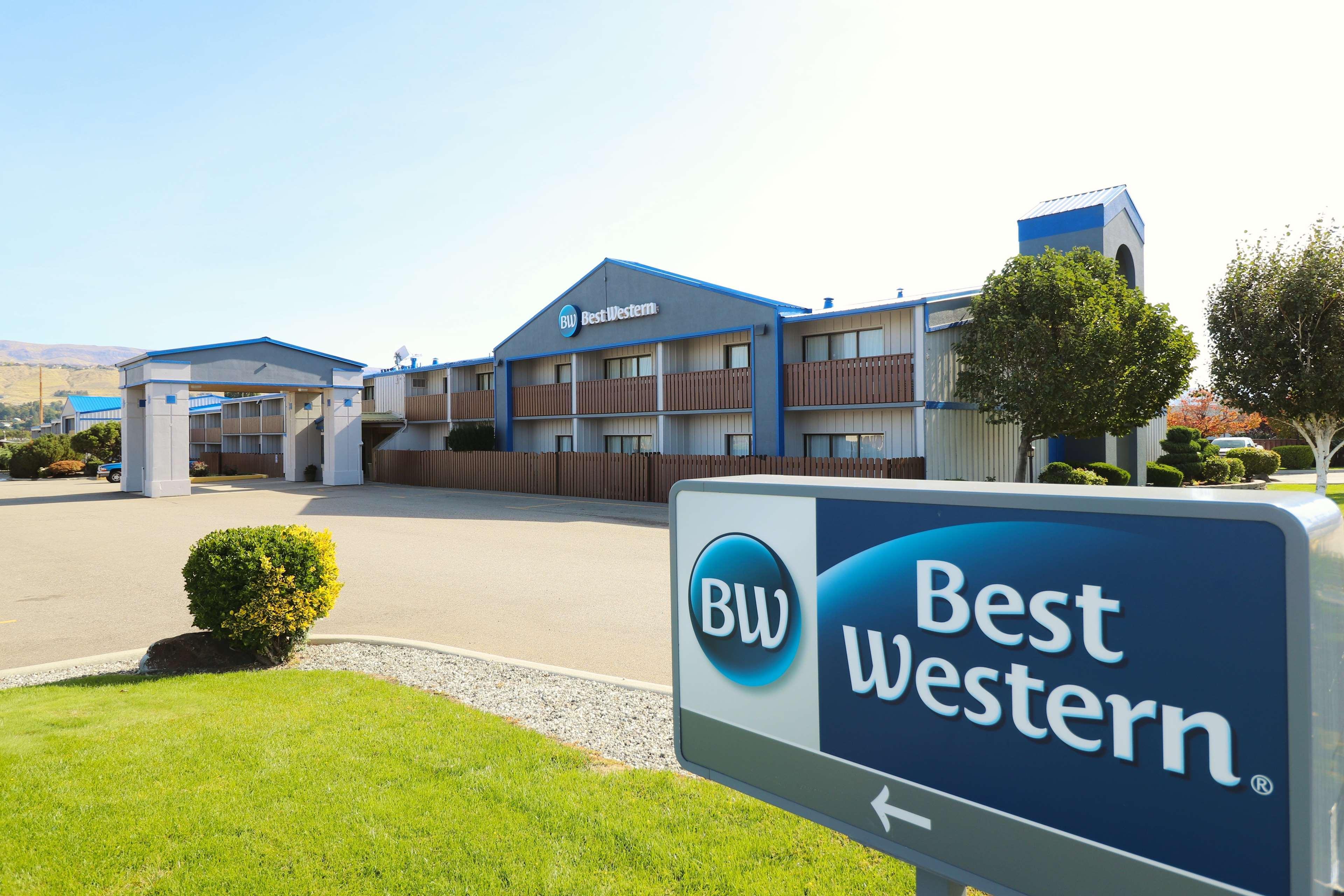 וונאטצ'י Best Western Chieftain Inn מראה חיצוני תמונה