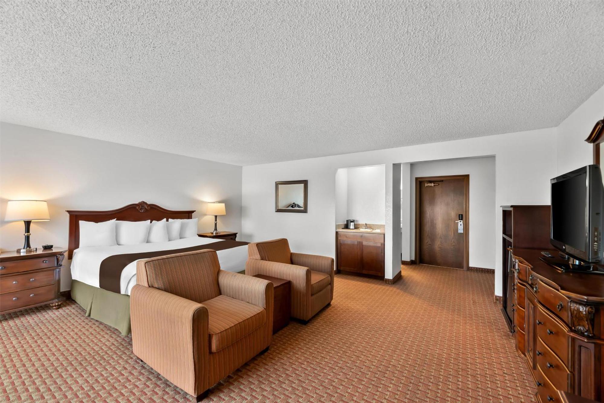 וונאטצ'י Best Western Chieftain Inn מראה חיצוני תמונה